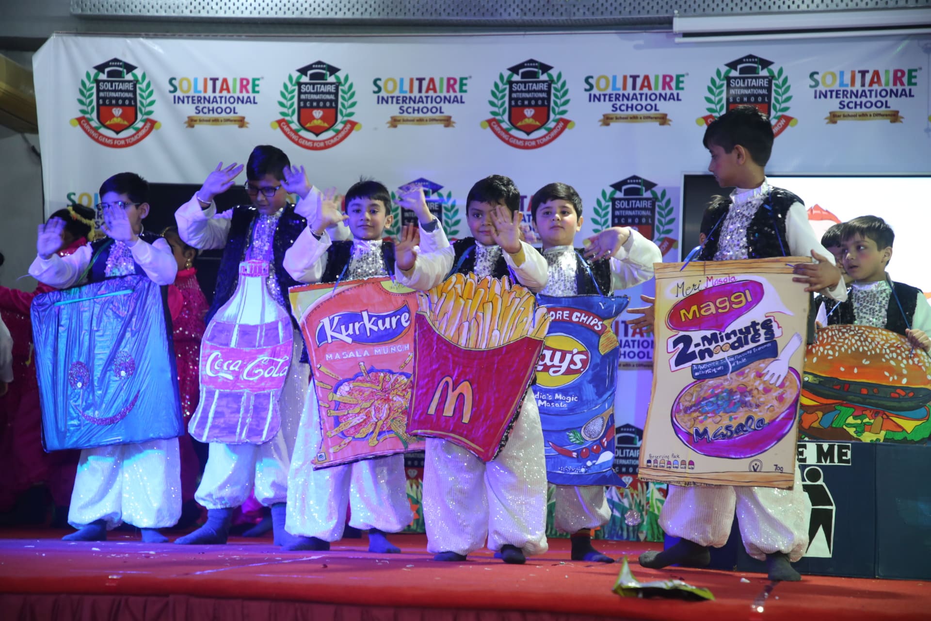 Solitaire International School