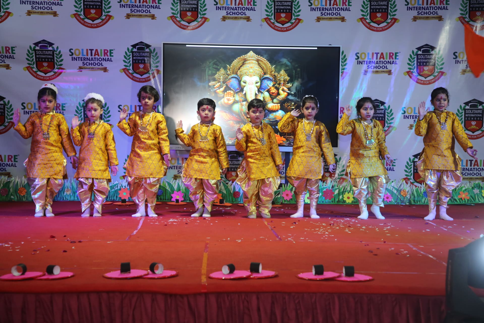 Solitaire International School