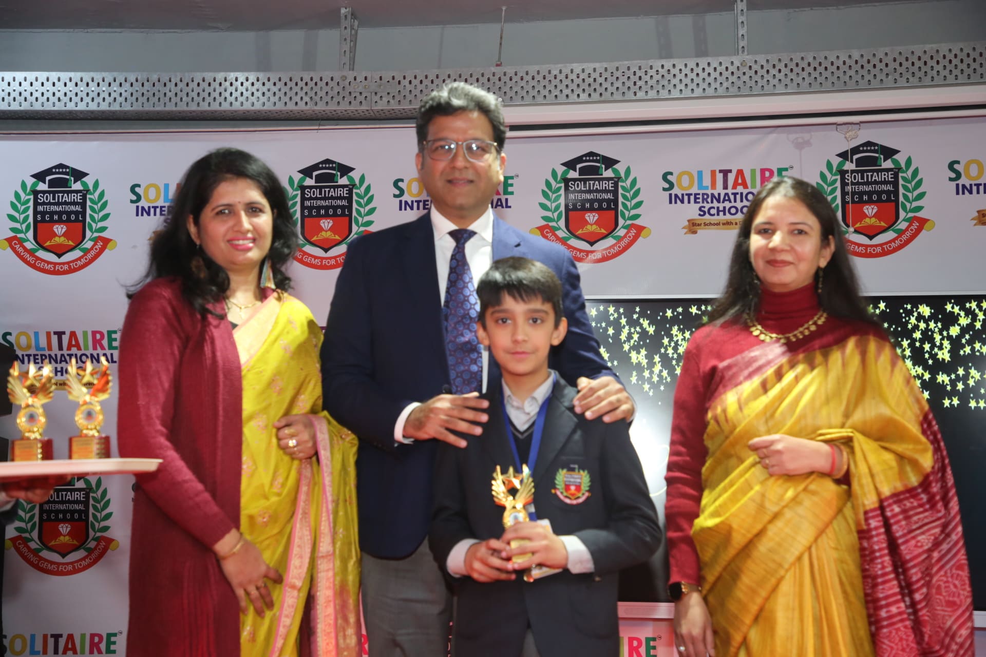 Solitaire International School