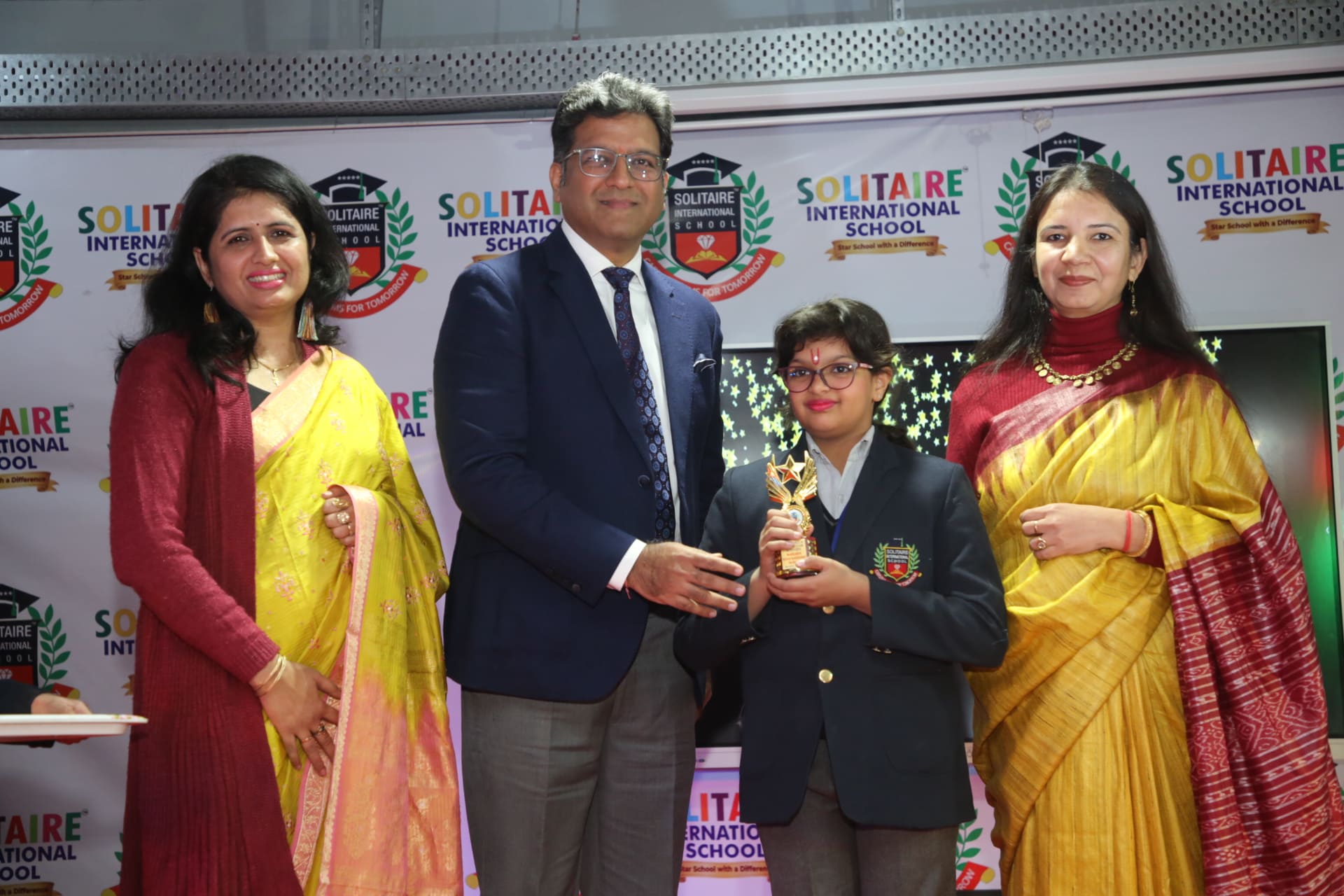 Solitaire International School