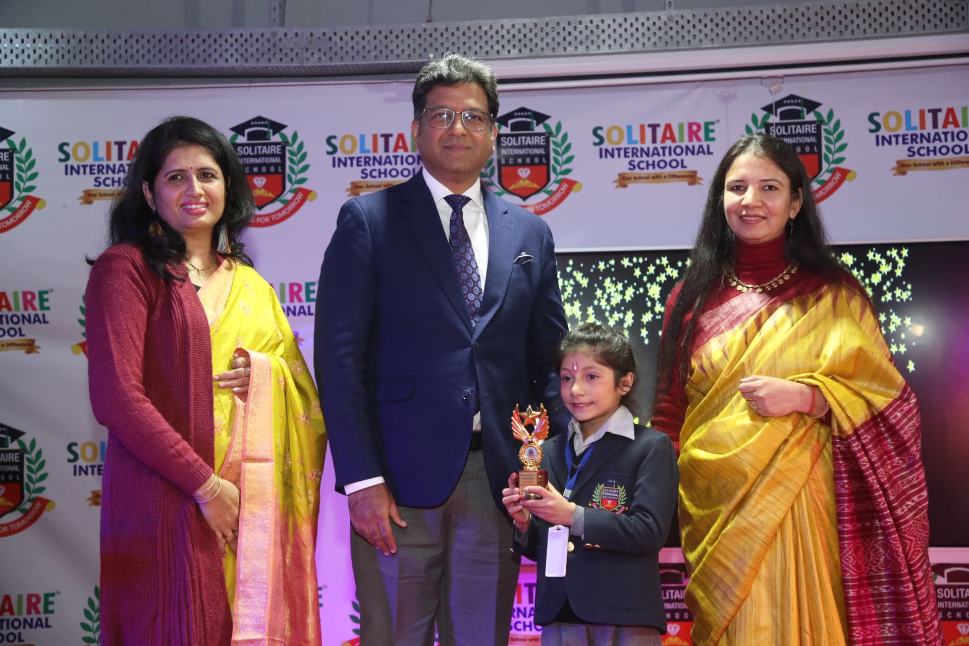 Solitaire International School